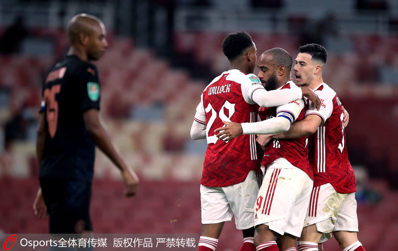  福登内切爆射破门，卫冕冠军曼城险胜阿森纳保持不败